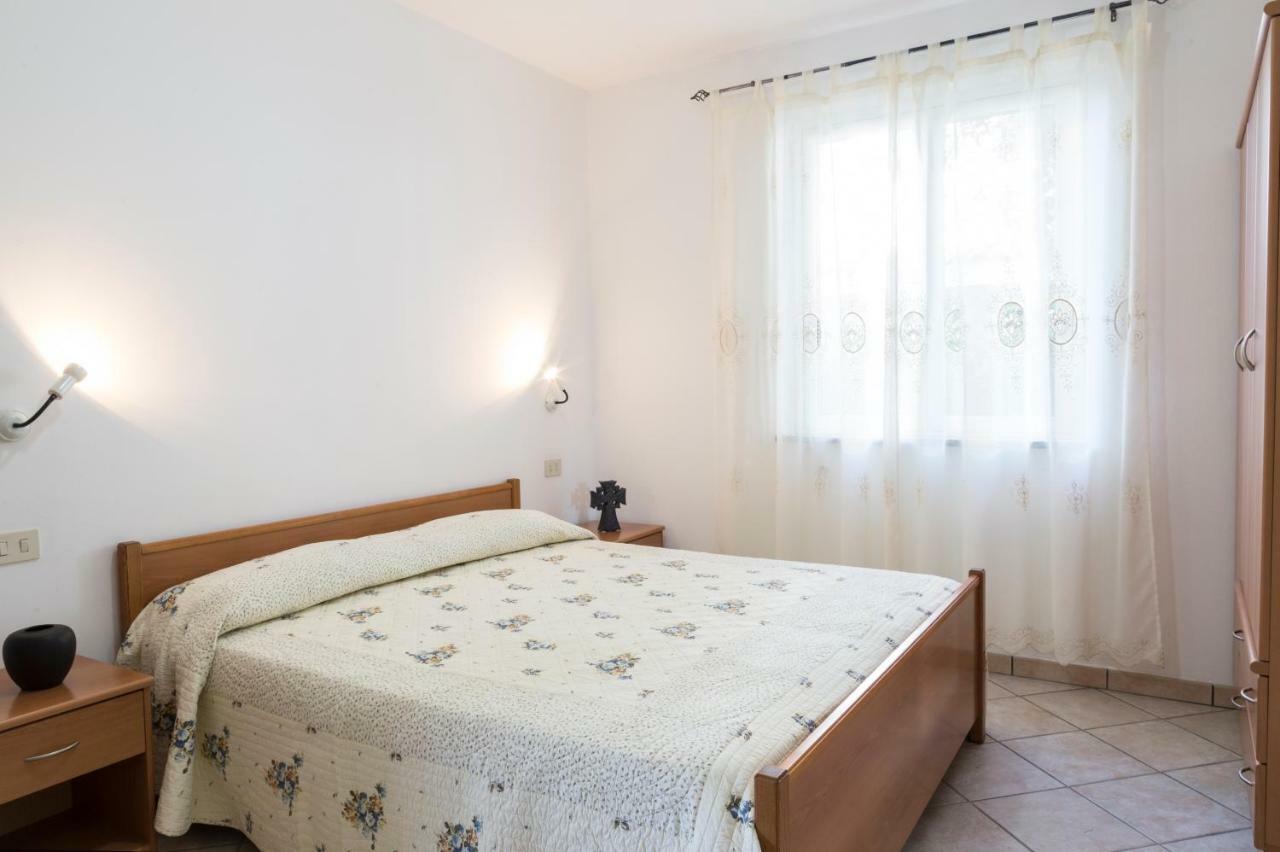 Aparthotel Happy Days à Capo Vaticano Extérieur photo
