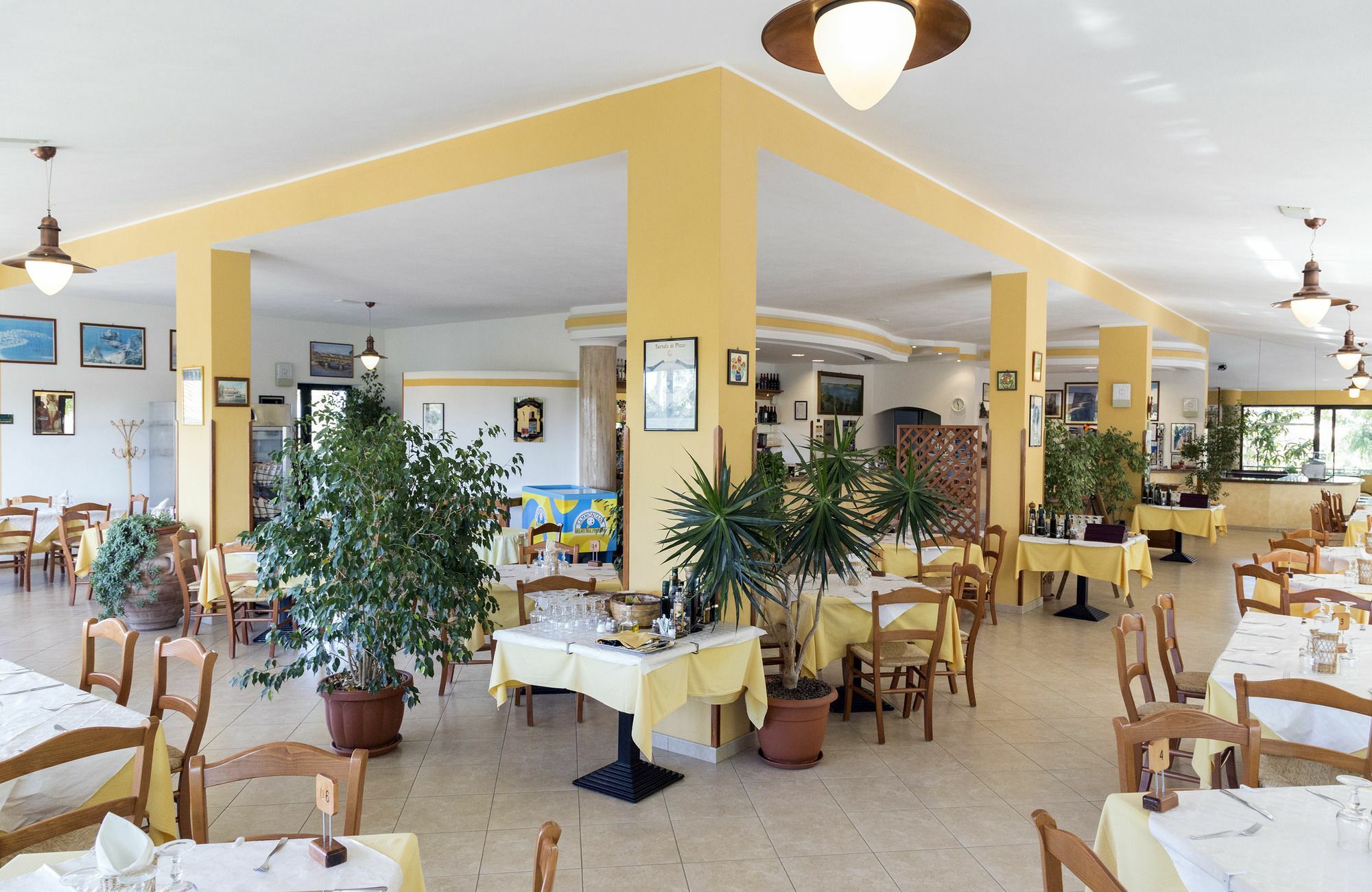 Aparthotel Happy Days à Capo Vaticano Extérieur photo