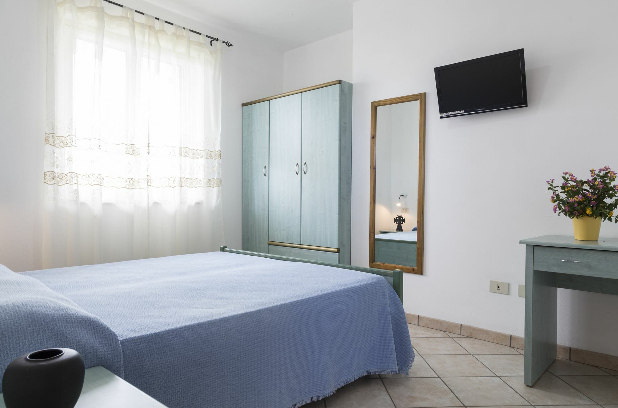 Aparthotel Happy Days à Capo Vaticano Extérieur photo
